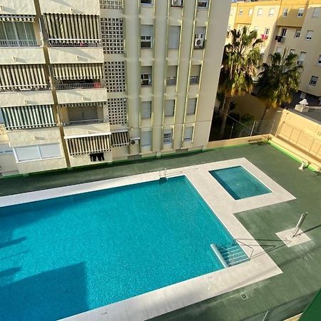 Апартаменти Amplio Piso En Centro De Торре-дель-Мар Екстер'єр фото