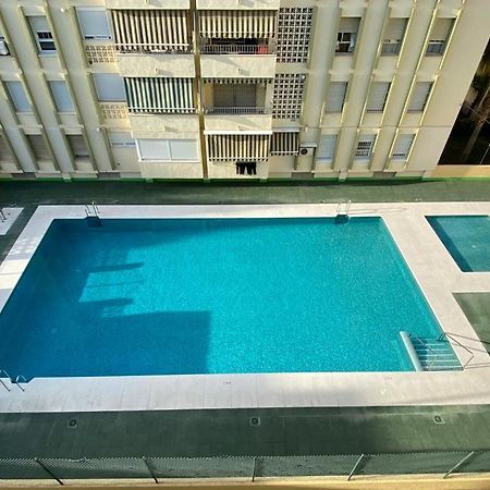 Апартаменти Amplio Piso En Centro De Торре-дель-Мар Екстер'єр фото