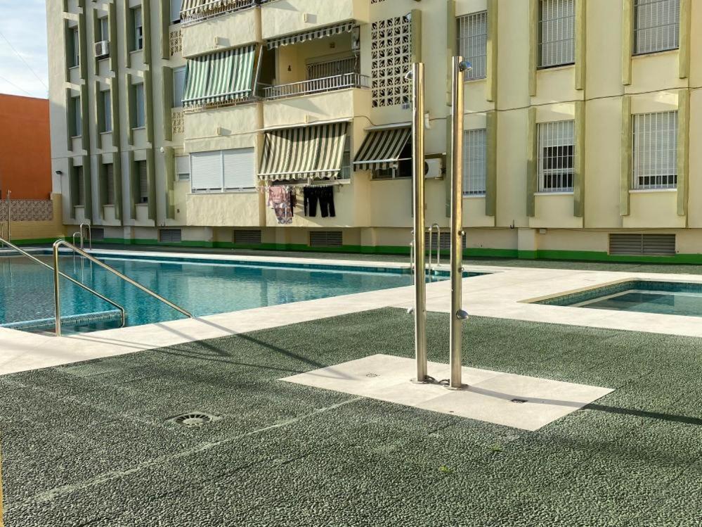 Апартаменти Amplio Piso En Centro De Торре-дель-Мар Екстер'єр фото